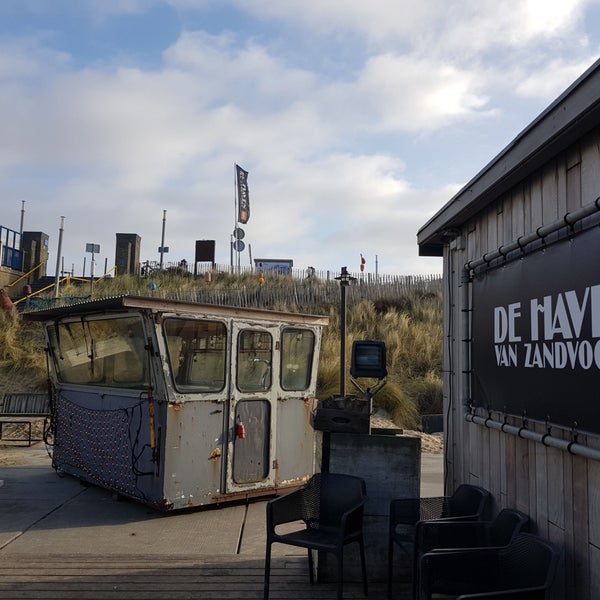 Foto tirada no(a) De Haven Van Zandvoort por Ome H. em 1/1/2019