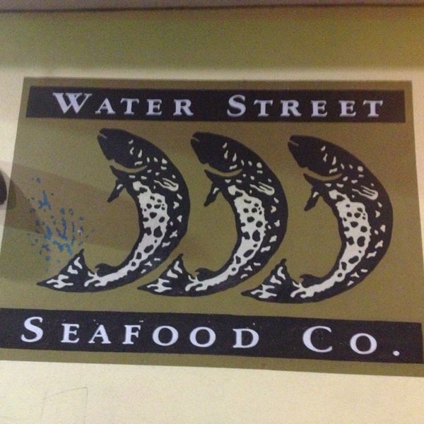 Photo taken at Water Street Seafood Co. by ESTHER on 12/24/2012