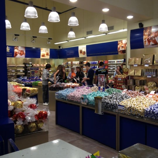 Lindt Chocolate Shop