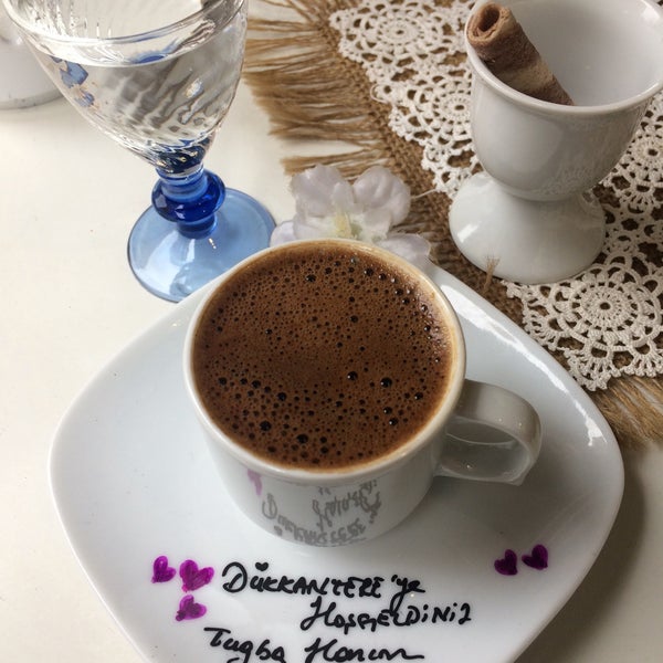 Photo taken at DukkanTere Work &amp; Shop &amp; Coffee by Tuğba K. on 2/25/2017