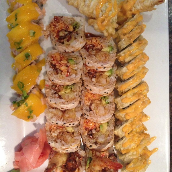Das Foto wurde bei Nagoya Japanese Restaurant &amp; Sushi Bar von Jessica R. am 7/28/2014 aufgenommen