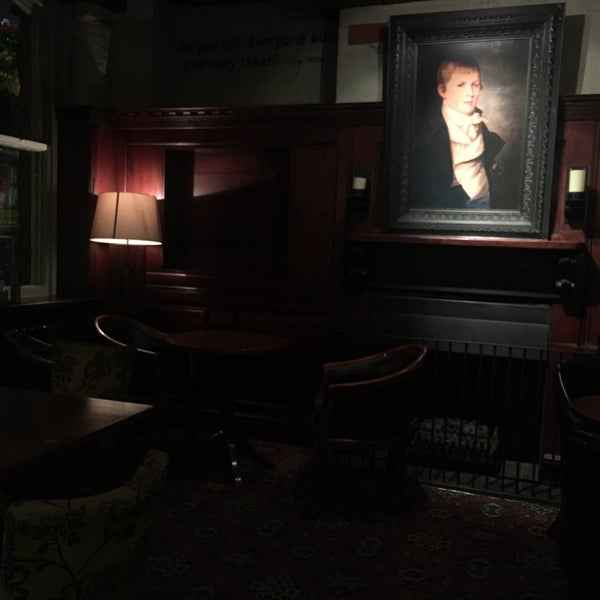 ночной город кафе. бар дождь. бар дождь. бар дождь. три дня дождя бар.