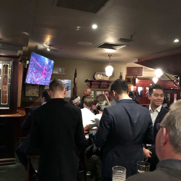 Turf Sports Bar Melbourne CBD 131 Queen St