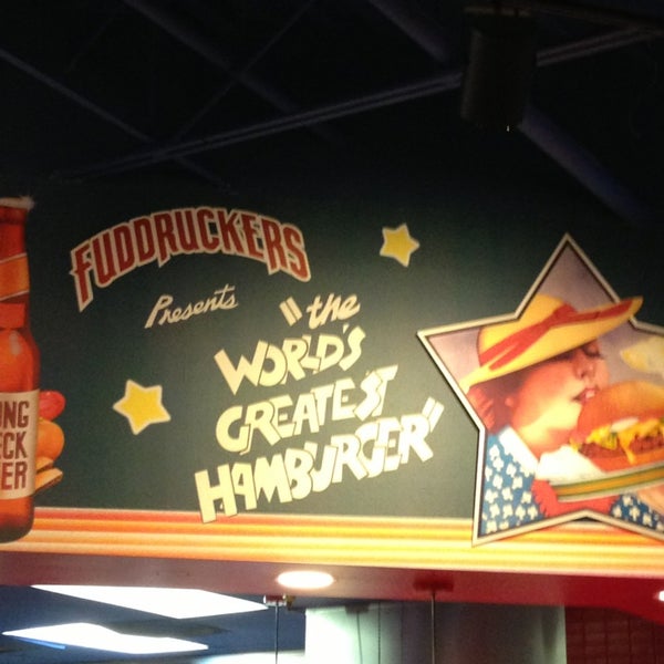 Photo taken at Fuddruckers by Jean M. on 8/31/2013