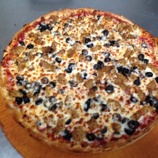 5/7/2013 tarihinde Oskar P.ziyaretçi tarafından LaRocca&#39;s Pizza'de çekilen fotoğraf