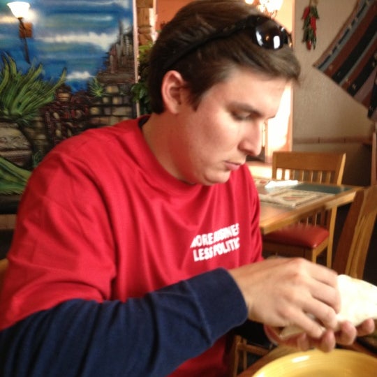 11/2/2012 tarihinde Jace R.ziyaretçi tarafından Cactus Flower Restaurant'de çekilen fotoğraf