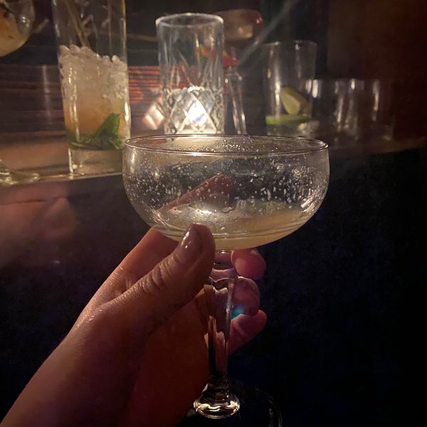 Good cocktails, nice bar