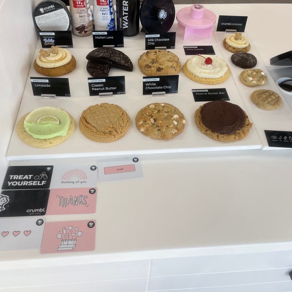 Crumbl Cookies Bakery in Westfield