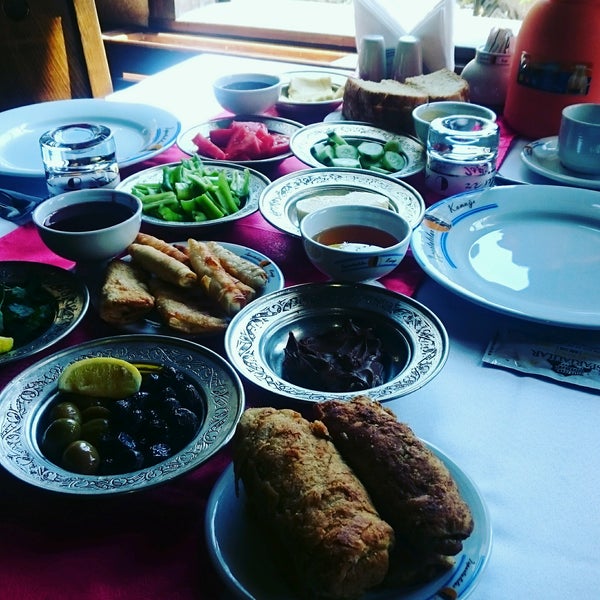 Photo taken at Ispartalılar Konağı by Samet G. on 8/31/2016