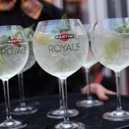 chiedi il Nuovo Cocktail Martini Royale Bianco..... digli al Barman: mi fai un Tai Royale Bianco...riceverai un simpatico Gadget!