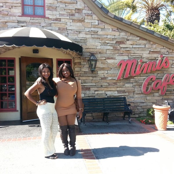 Photo taken at Mimi&#39;s Cafe by SandySands S. on 10/1/2013