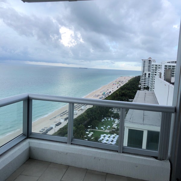 Photo taken at Eden Roc Resort Miami Beach by Sultan Aljuaid on 10/22/2019