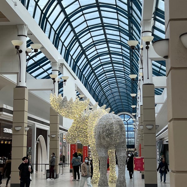 CF Richmond Centre City Centre 47 tips