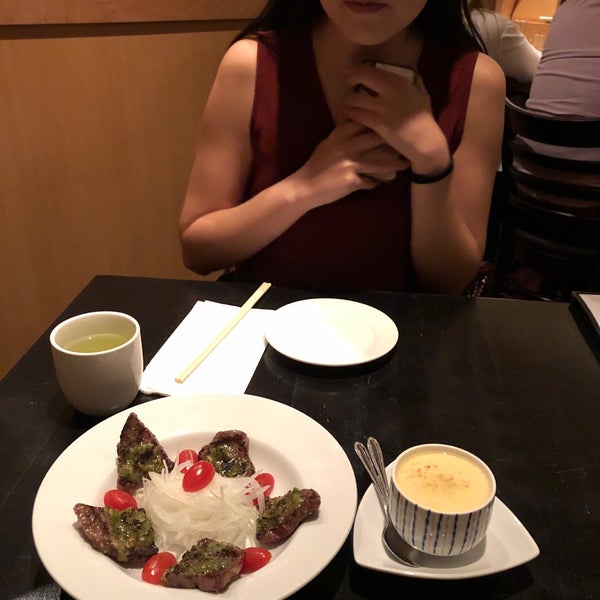 2/2/2018 tarihinde Tiffany C.ziyaretçi tarafından Ohshima Japanese Cuisine'de çekilen fotoğraf
