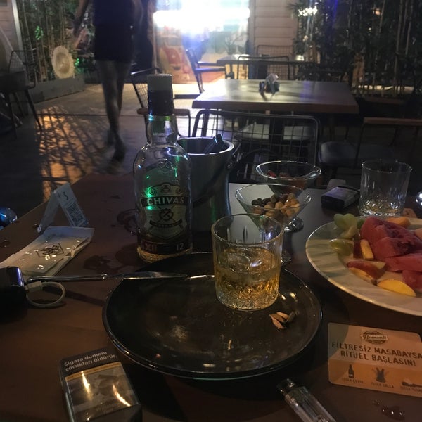 Foto scattata a Corner Cafe&amp;Pub da Erkan A. il 6/9/2023