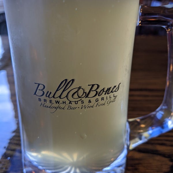 Photo taken at Bull &amp; Bones Brewhaus &amp; Grill by Lisa R. on 7/28/2020