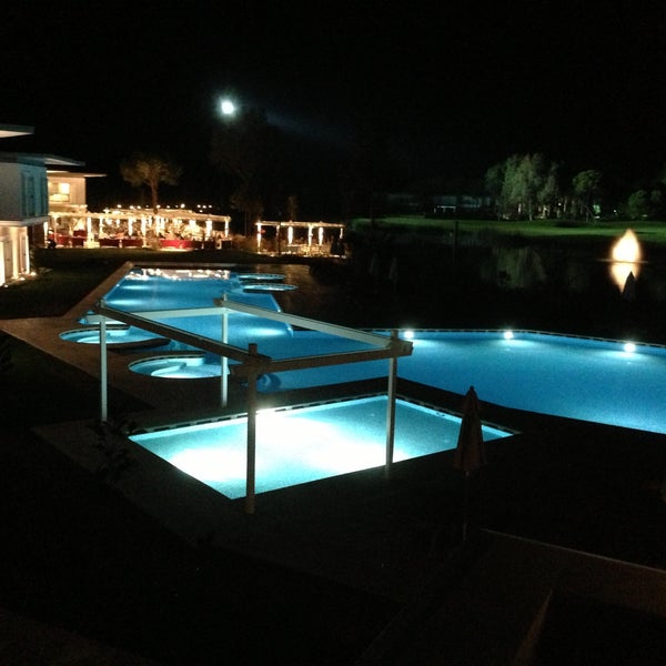 5/2/2013にAndrew E.がCornelia Diamond Golf Resort &amp; Spaで撮った写真