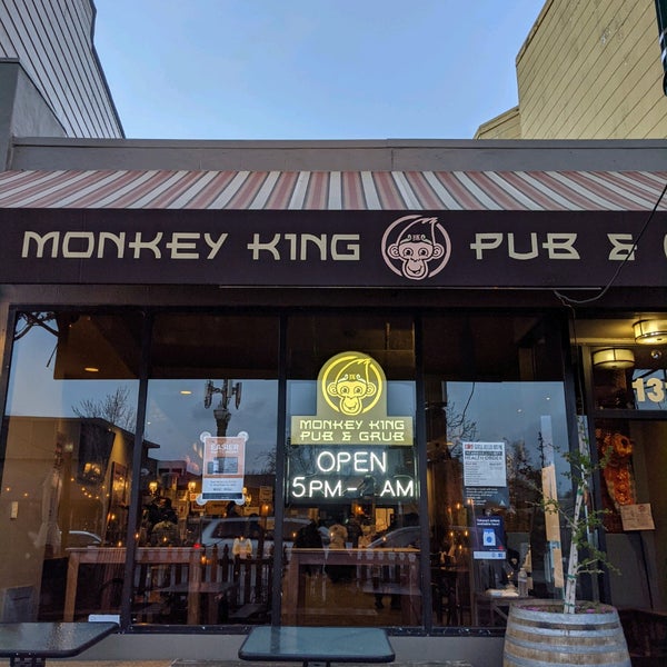 Das Foto wurde bei Monkey King Pub &amp; Grub von Anna L. am 4/3/2021 aufgenommen