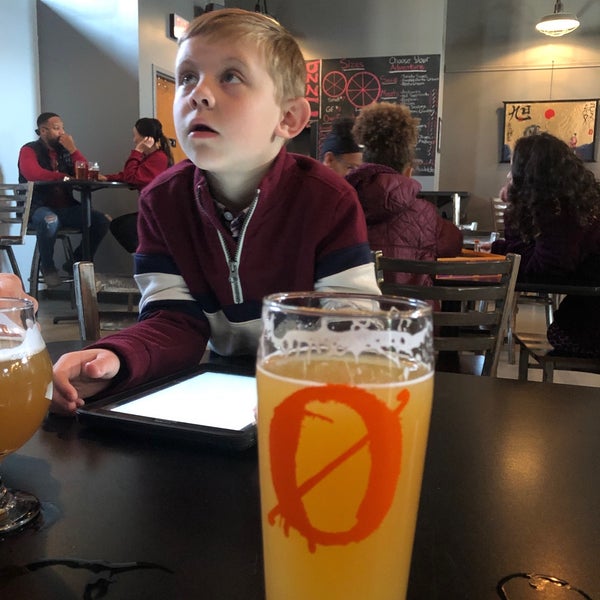 Foto tirada no(a) Zeroday Brewing Company por Kristen M. em 11/9/2019