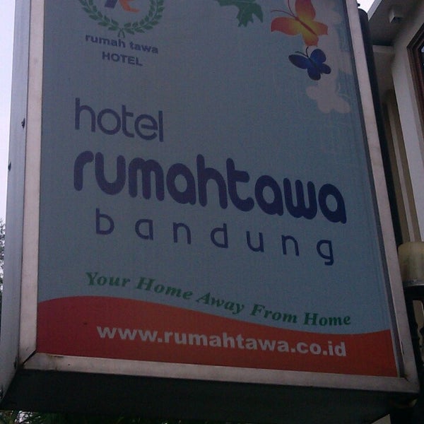 รูปภาพถ่ายที่ Rumah Tawa Hotel โดย Mufti A. เมื่อ 3/15/2014