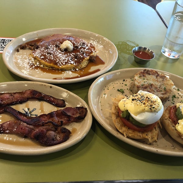 Photo taken at Snooze an AM Eatery by Michael J. on 5/30/2020