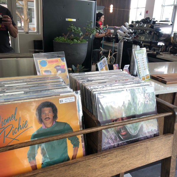 Bynx Coffee Shop in Orlando