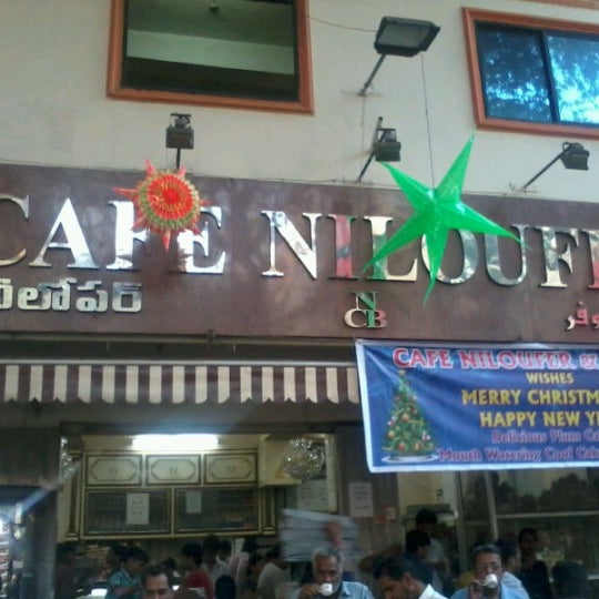Foto diambil di Cafe Niloufer &amp; Bakers oleh Sriram G. pada 12/24/2012
