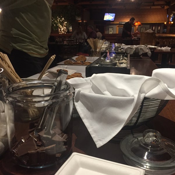 Photo taken at Redwood Steakhouse &amp; Brewery by Beer J. on 2/12/2019