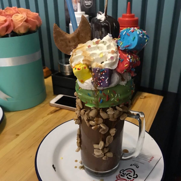 SOS Cafe РјРёР»РєС€РµР№Рє