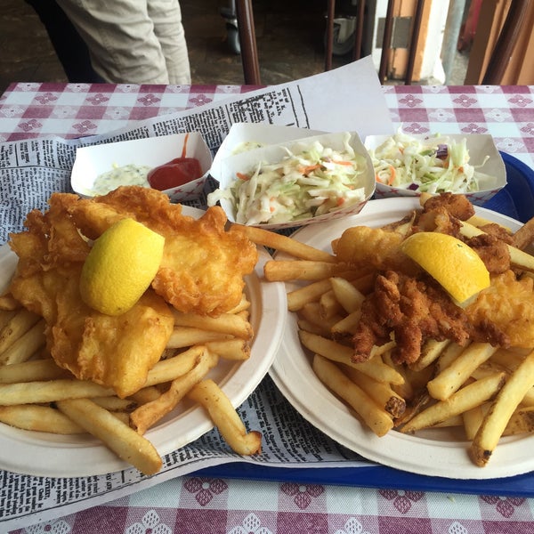 Photo taken at Fish &amp; Chips of Sausalito by VIEWWO O. on 6/7/2016