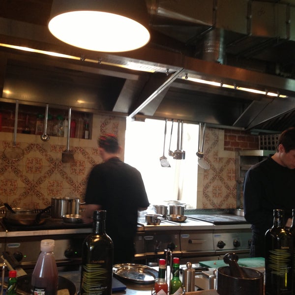 4/27/2013にЕлена П.がЧестная кухняで撮った写真