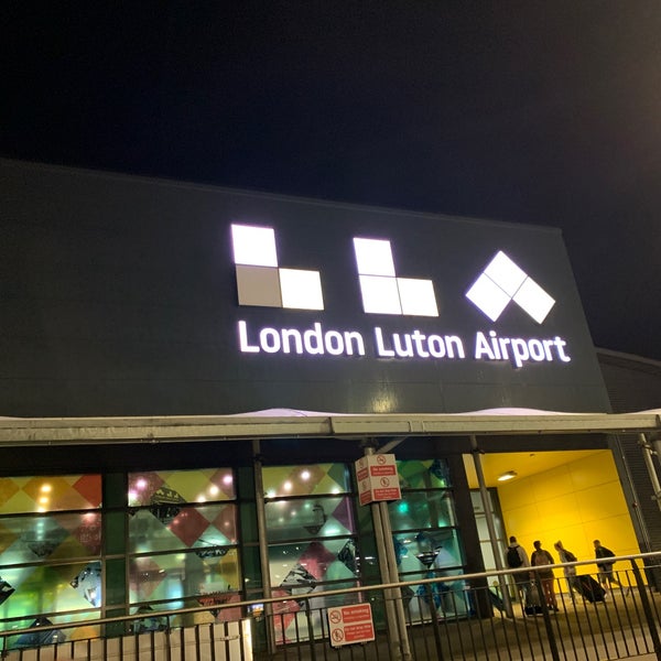 Foto tirada no(a) London Luton Airport (LTN) por Dooom em 8/26/2023