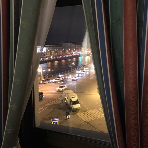 รูปภาพถ่ายที่ Rossi Boutique Hotel St. Petersburg โดย Mohammed เมื่อ 2/21/2020