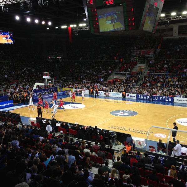 Foto tomada en Abdi İpekçi Arena  por Birol B. el 4/18/2013