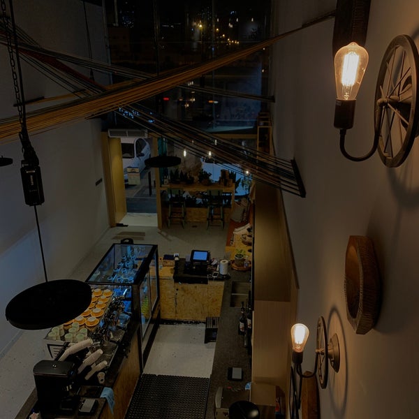 9/12/2021에 DAHOOM 🏍️🤎님이 Flow Coffee &amp; Community에서 찍은 사진