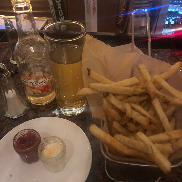 2/15/2019にManon L.が676 Restaurant &amp; Barで撮った写真