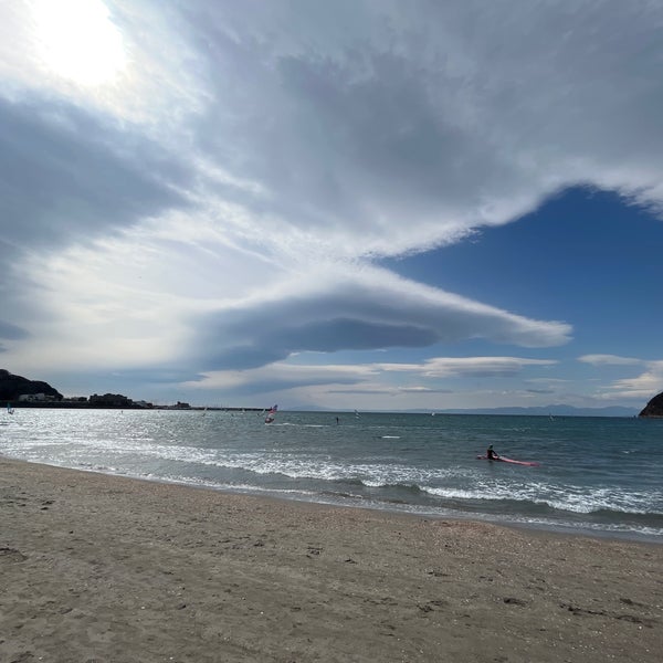 Photo taken at Zushi Beach by Huajie Z. on 2/23/2023