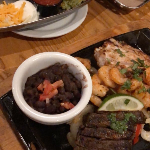 Photo taken at Chili&#39;s Grill &amp; Bar by Abed A. on 5/6/2019