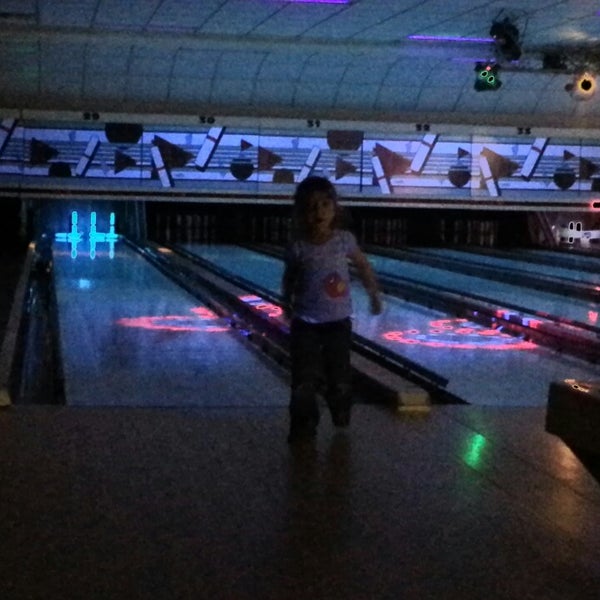 Photo taken at Park Place Lanes by Jessica M. on 4/25/2013