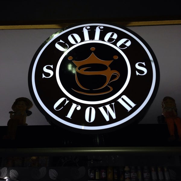 4/14/2014 tarihinde HaLuK S.ziyaretçi tarafından Coffee S Crown'de çekilen fotoğraf