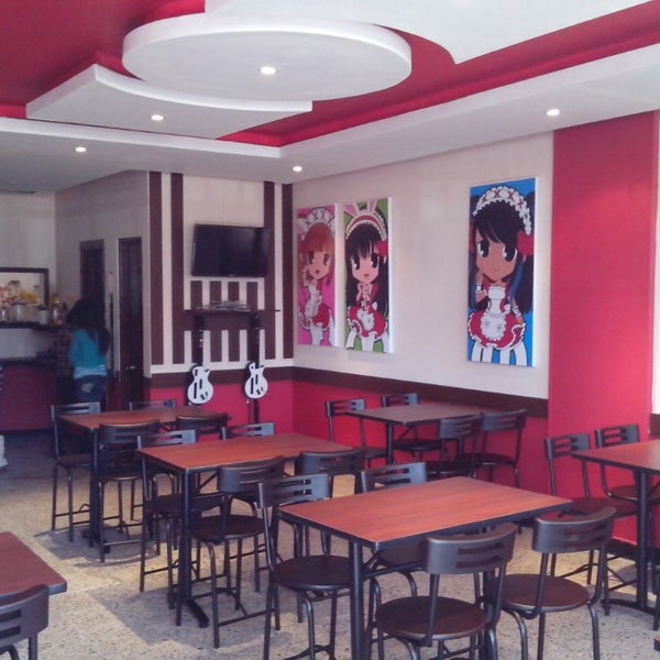 7/4/2013 tarihinde Sebastián R.ziyaretçi tarafından Kurenai Maid Café'de çekilen fotoğraf
