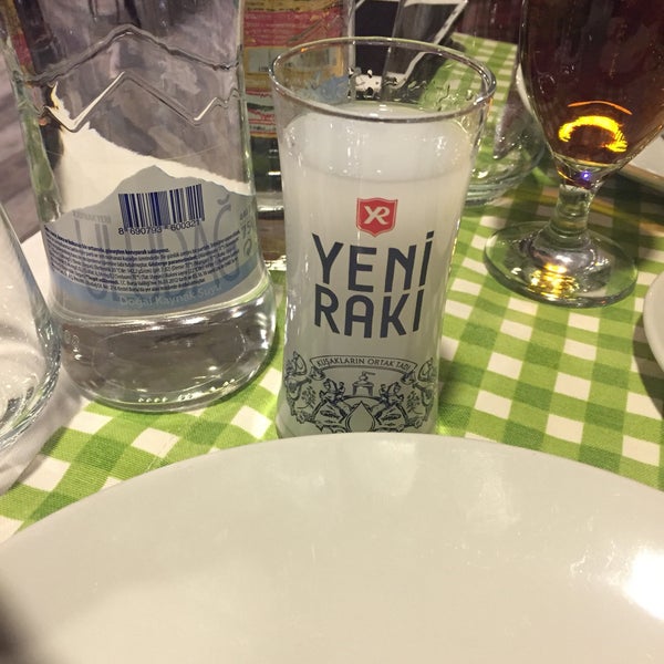 Das Foto wurde bei Asma Altı Ocakbaşı Restaurant von Mehmet am 12/5/2019 aufgenommen