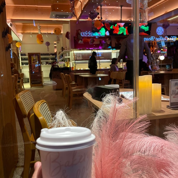 Bakery And Coffee By KUNDAL 압구정동 도산대로53길 39