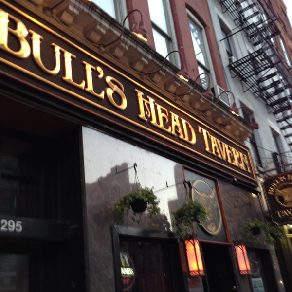 Photo prise au Bull&#39;s Head Tavern par Keith M. le4/26/2013