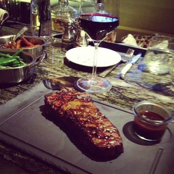 2/2/2013にTom P.がStetson&#39;s Modern Steak + Sushiで撮った写真