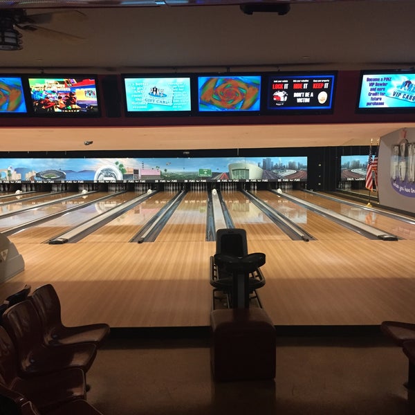 Photo taken at Pinz Bowling Center by Ina M. on 2/3/2016
