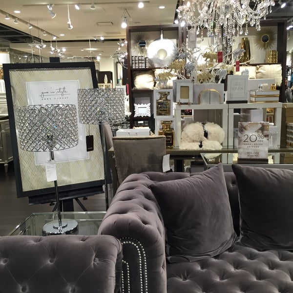 Z Gallerie 14006 Riverside Drive