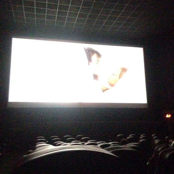 Photo taken at Cinemex by Ana G. on 6/29/2016
