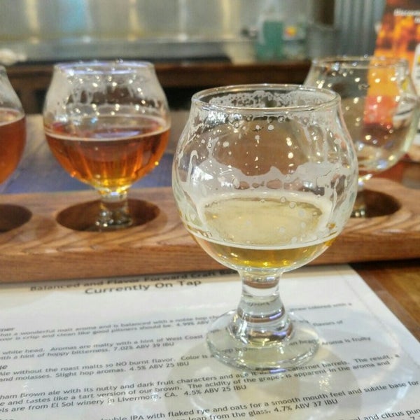 Photo taken at Eight Bridges Brewing by Ed W. on 8/21/2016