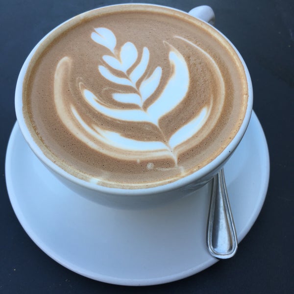 2/10/2018 tarihinde Conner H.ziyaretçi tarafından Barefoot Coffee'de çekilen fotoğraf